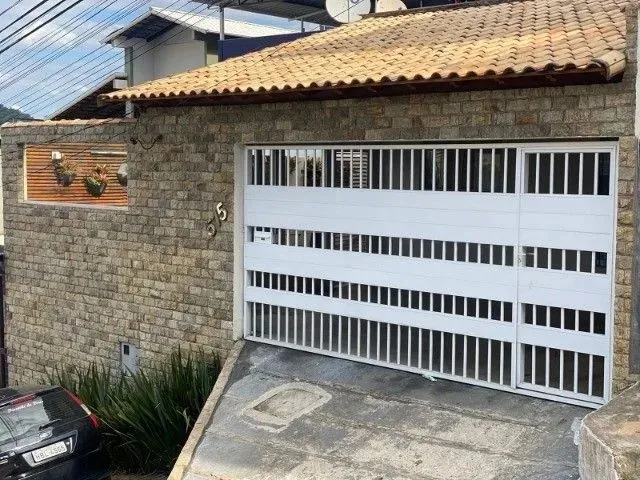 Imagem: Vendo Casa em Colina de Laranjeiras com