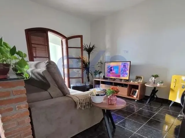 Imagem: Casa com 3 Dormitórios Sendo 1 Suíte