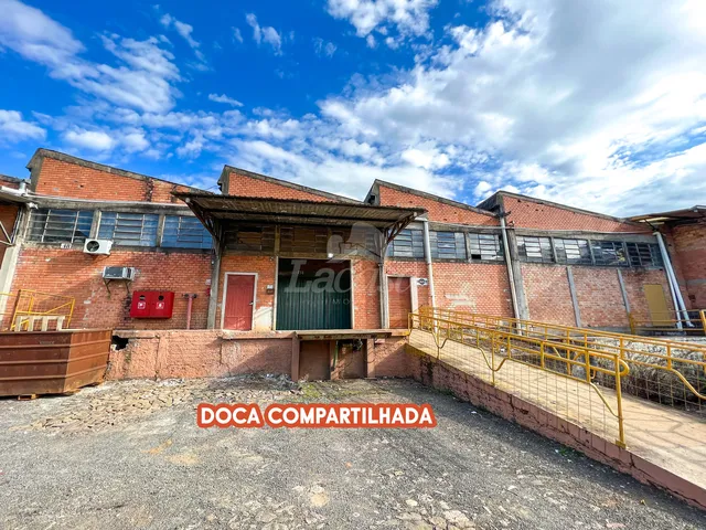 Imagem: Barracão de 410 M² Dentro de Condomínio