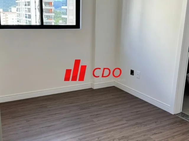 Imagem 2: Imperdível oportunidade de apartamento à venda em Itapema-SC com 3 quartos, 3 suítes e
