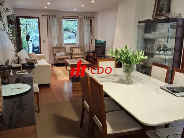 Imagem: Sobrado em condomínio, com 3 dormitórios