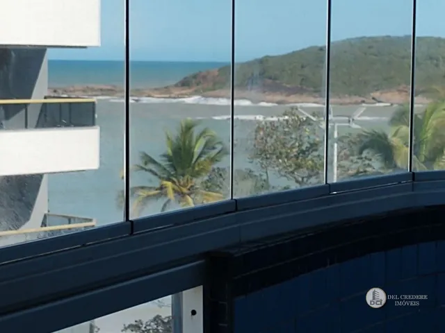 Imagem 11: ? VIVA DE FRENTE PARA O MAR: Apartamento Exclusivo na Enseada Azul - Seu Refúgio de