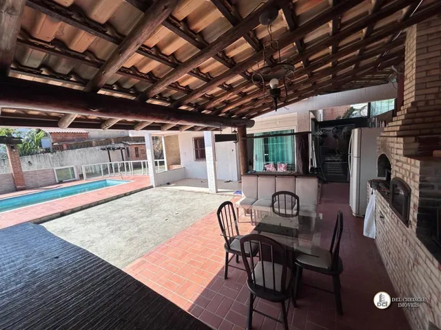 Imagem 4: Casa Duplex à venda 5 Quartos sendo 4 suítes lazer com área gourmet