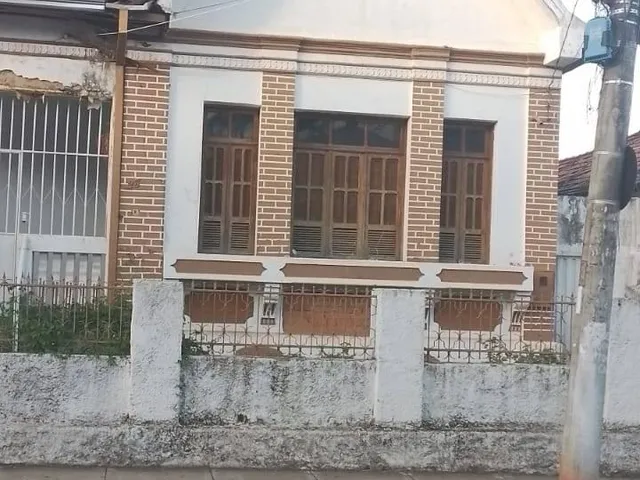 Imagem 2: Casa com 6 quartos, à venda em Montes Claros, Centro