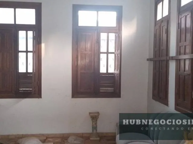 Imagem 5: Casa com 6 quartos, à venda em Montes Claros, Centro