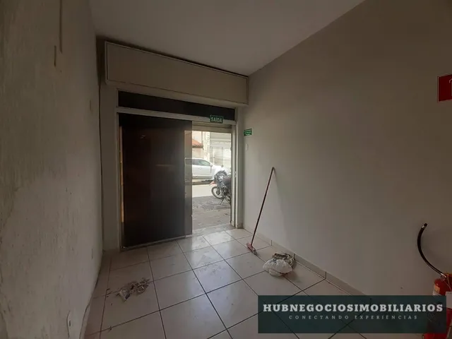 Imagem: Sala comercial, 90m², à venda em Montes
