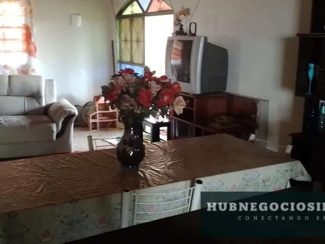 Imagem 3: Sítio à venda em Montes Claros, Área Rural de Montes Claros, com 3 quartos, 1500m²