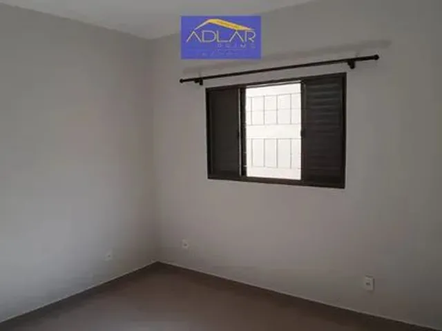 Imagem 12: Casa com 3 Dormitórios Sendo 1 Suíte, para Locação