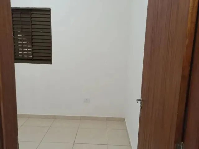 Imagem 8: Aluguel no Jardim Noroeste, Toda Coberta e Corredor