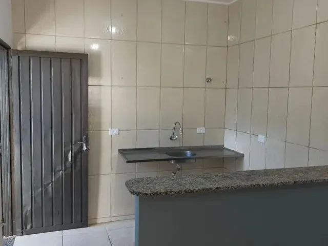 Imagem 7: Aluguel no Jardim Noroeste, Toda Coberta e Corredor