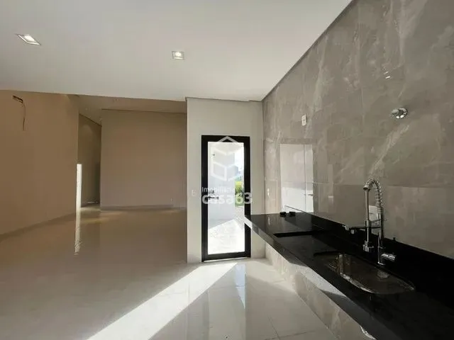Imagem 2: Casa no Condomínio Alphaville 1
