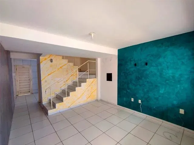 Imagem 2: Casa Duplex em Condomínio
