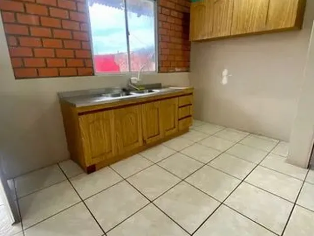 Imagem 4: Aluga-Se Casa com Tudo Incluso