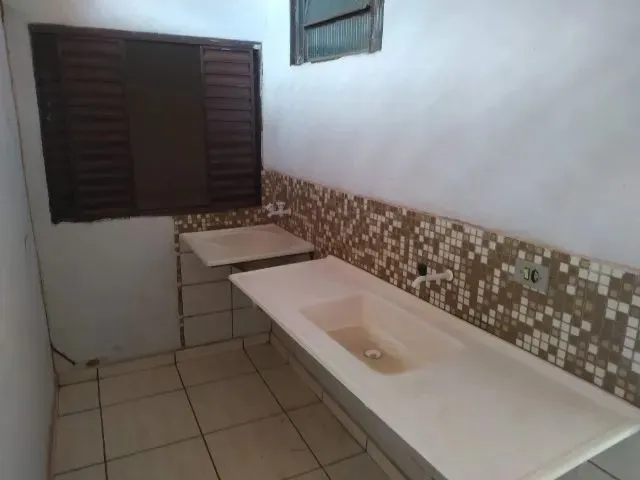 Imagem: Não Precisa de Caução Nem Fiador/Incluso