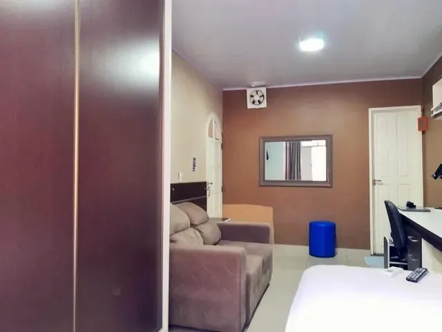 Imagem 2: Vendo Casa com 3 Suítes no Conj. Ajuricaba