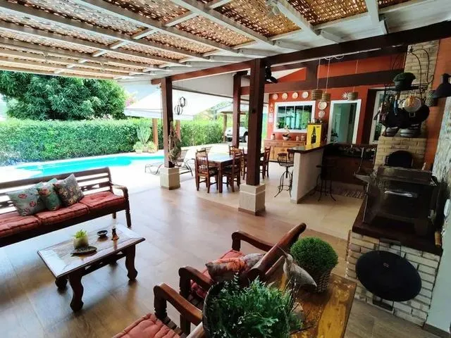 Imagem: Belíssima Casa de Condomínio com 752 M²