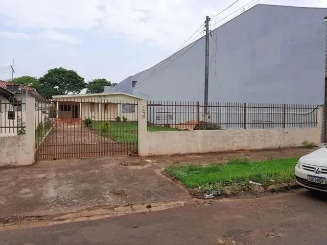 Imagem 1: Venda Terreno / lote com 3 banheiros