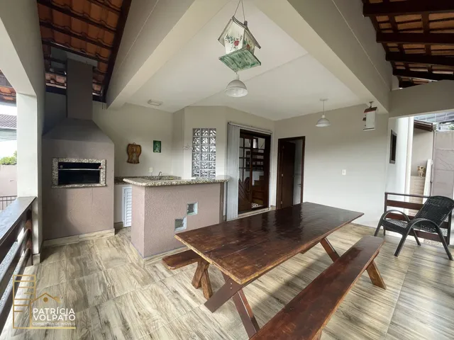 Imagem 9: Casa Triplex com espaço livre nos fundos