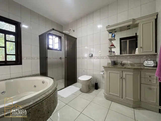 Imagem 3: Casa Triplex com espaço livre nos fundos