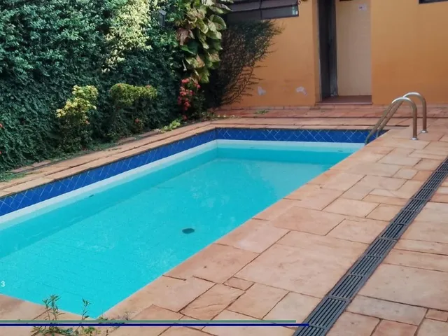Imagem: A casa possui 5 Dormitórios, 5 Suítes, 7 Banheiros, 4