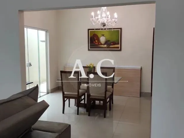 Imagem 10: Casa para Venda com 184 M² com 4 Quartos em Monte Belo - Londrina - Pr