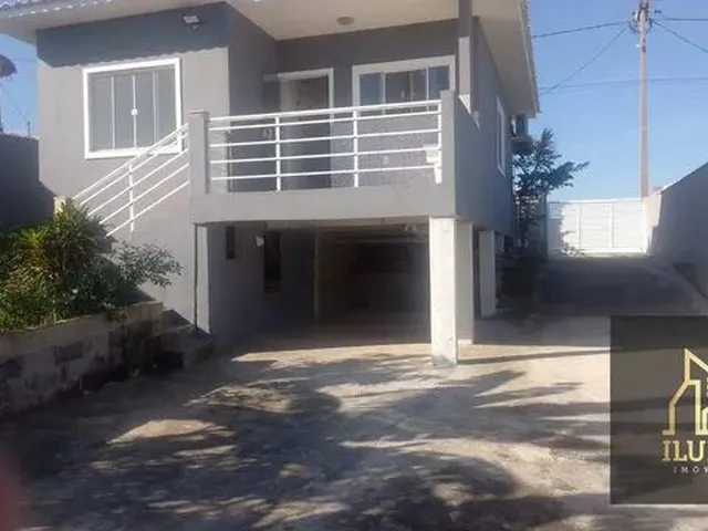 Imagem: A casa possui 2 Dormitórios, 2 Banheiros, 1 Vaga na