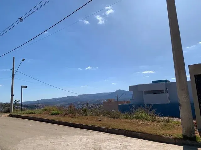 Imagem: Vende-Se Lote de Esquina - Loteamento Bela