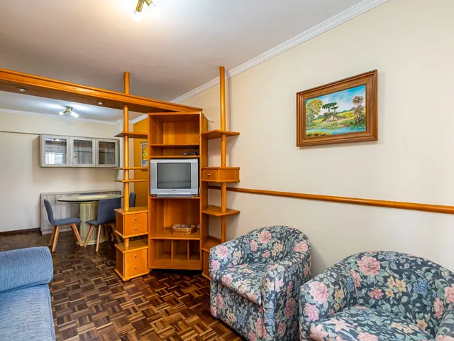 Imagem 8: Apartamento mobiliado para Locação no Centro Cívico de Curitiba-PR: 2 Quartos, 2