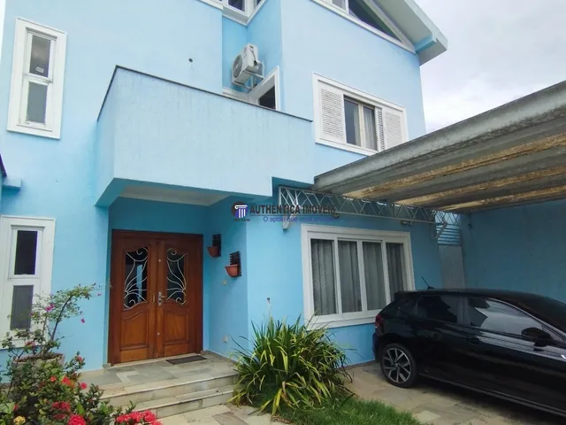 Imagem: A casa possui 3 Dormitórios, 1 Suíte, 4 Banheiros, 3
