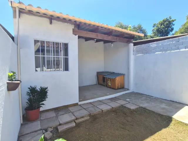 Imagem 3: Oportunidade Casa 2 dorm c/Amplo Pátio - Possibilidade de Enquadrar...
