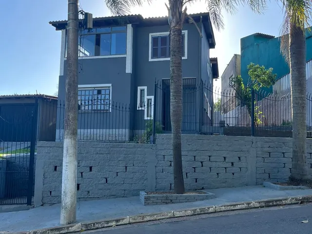 Imagem: Casa de 3 dorm. Sendo 2 Suítes na Av. Barreto