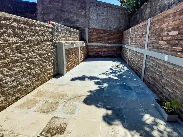 Imagem 14: Sobrado Excelente - Amplo Pátio Frente e Fundos - Centro de Viamão