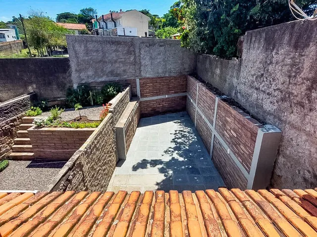 Imagem 7: Sobrado Excelente - Amplo Pátio Frente e Fundos - Centro de Viamão