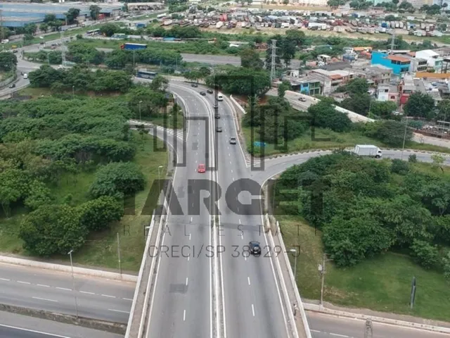 Imagem 8: Aluguel de Excelente Galpão Comercial em Extrema-MG com 40.050,00 m2