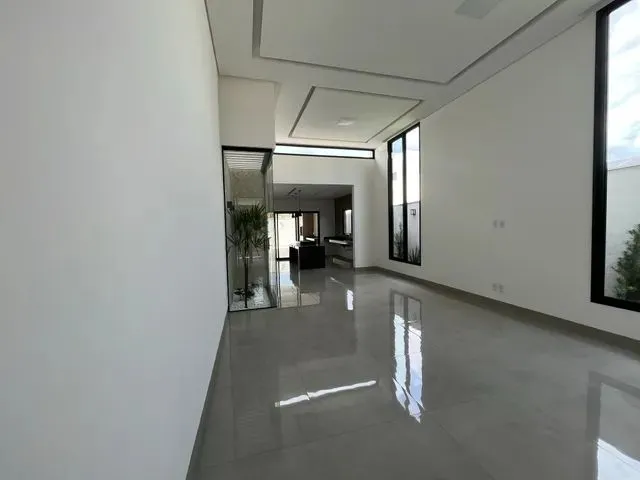Imagem: Casa Térrea Nova em Condomínio na Zona