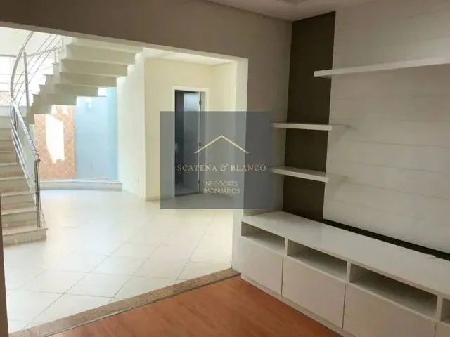 Imagem 1: Casa de Condomínio com 3 Quartos, 258M², À Venda em Sorocaba, Condominio Granja Olga