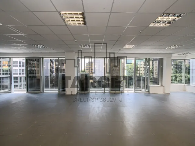 Imagem 1: Excelente Conjunto Comercial para sua Empresa. 1.300 m² na Chácara Santo Antônio!