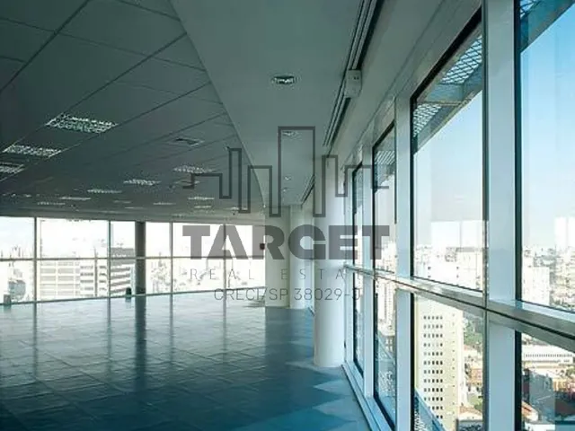Imagem 3: Excelente Conjunto Comercial para sua Empresa. 1.300 m² na Chácara Santo Antônio!