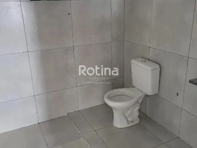 Imagem 5: Casa À Venda, 3 Quartos, 2 Vagas, Conjunto Alvorada - Uberlândia/Mg - R$ 220.000,00