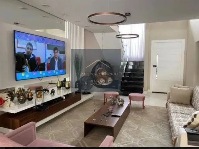 Imagem: Casa de Condomínio com 3 Quartos, 241M²