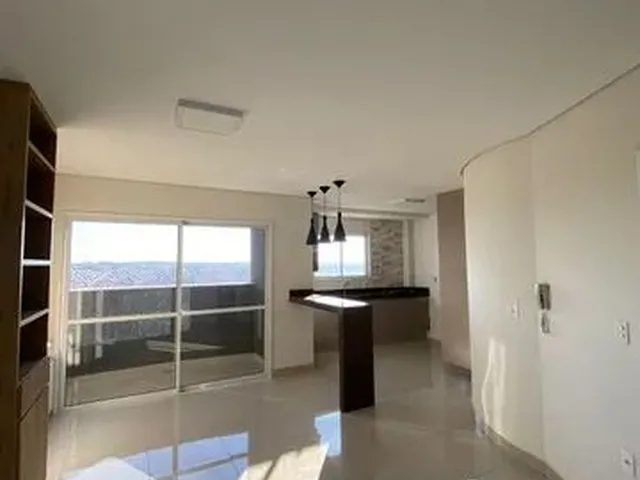 Imagem: O apartamento possui 3 Dormitórios, 1 Suíte, 2 Banheiros,
