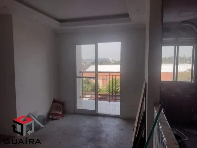 Imagem: O apartamento possui 3 Dormitórios, 1 Suíte, 1 Banheiro,