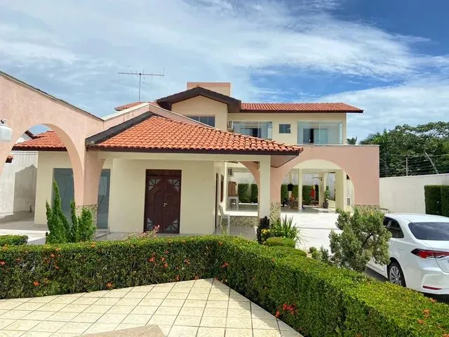 Imagem 5: Casa Solta no Calhau com 5 Suítes // Projetada // 276M