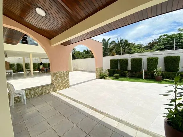 Imagem 6: Casa Solta no Calhau com 5 Suítes // Projetada // 276M