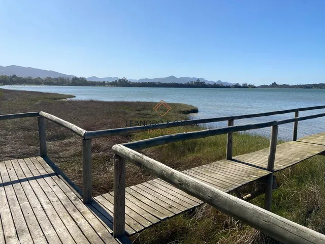 Imagem 6: CASA NA LAGOA Casa com 3 dormitórios