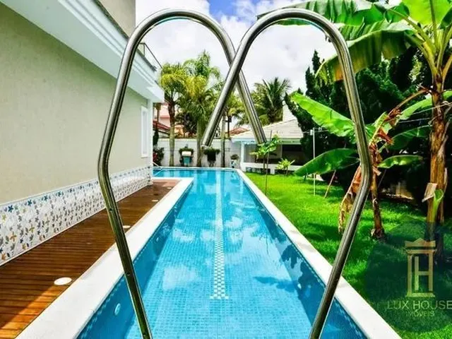 Imagem 9: Casa para Temporada em Florianópolis, Jurerê Internacional, 4 Dormitórios, 4 Suítes