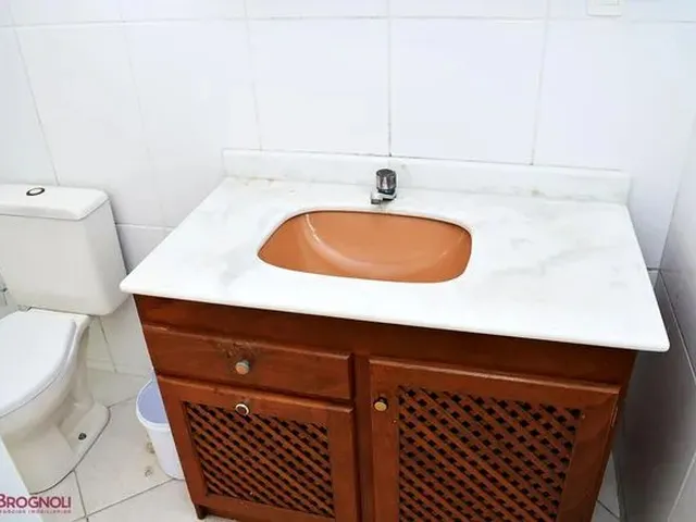 Imagem 11: Apartamento de 2 Quartos para Alugar no Bairro Pantanal