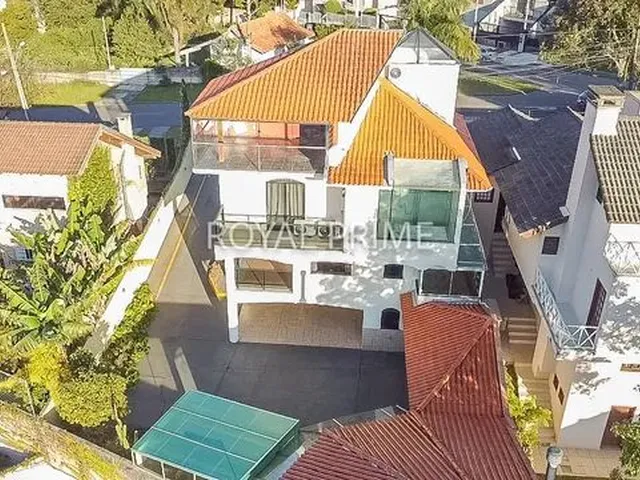 Imagem: Sobrado Triplex de Rua com Quintal e 4 Dormitórios