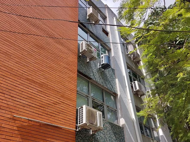 Imagem 3: Sala Comercial REFORMADA com 42 m² de área no Bairro Rio Branco Moinhos