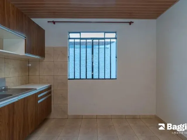 Imagem 4: Casa de 3 Quartos para Alugar no Bairro Orleans